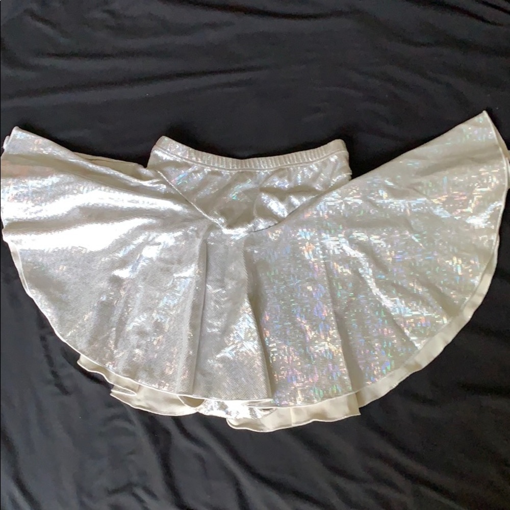 🍃Figure Skating Silver Holographic Skirt Girl’s